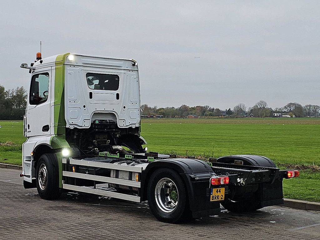 MERCEDES-BENZ ACTROS 2133 MP5