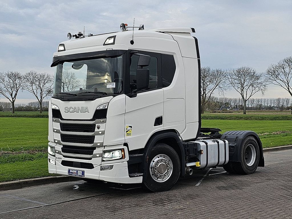 SCANIA R450