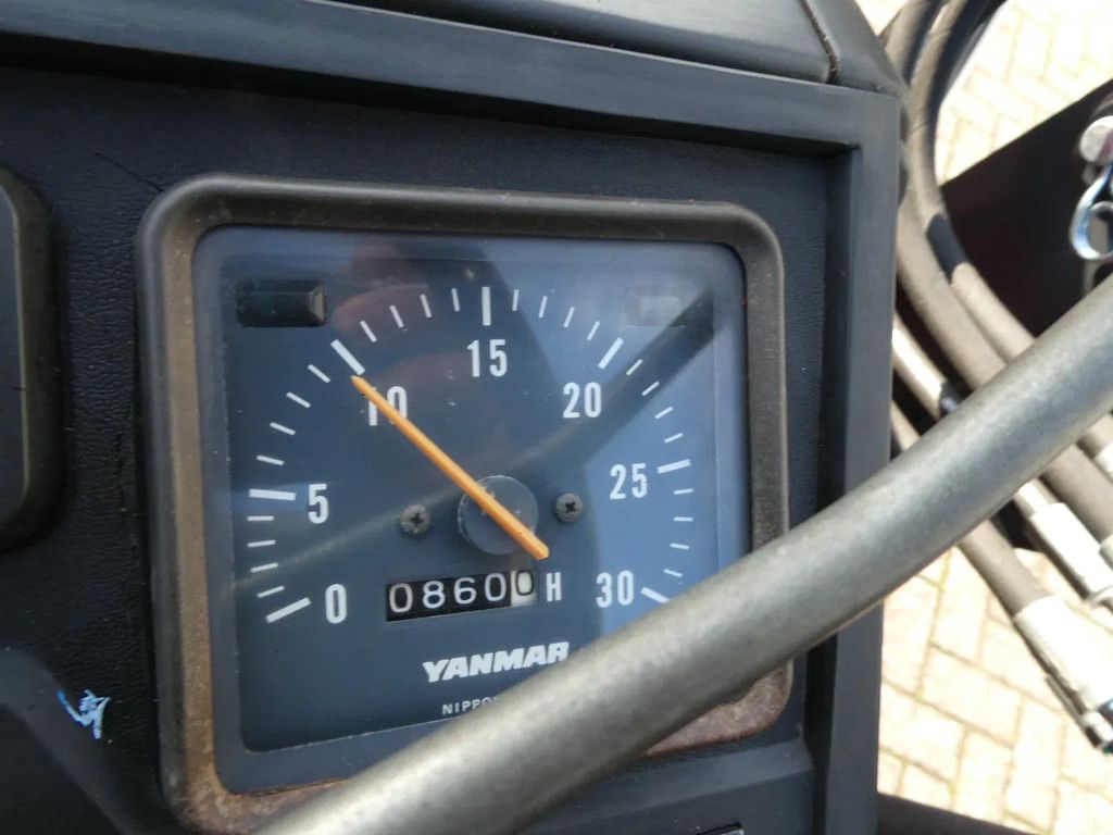 Yanmar F16D 4wd / 0860 Draaiuren / Voorlader