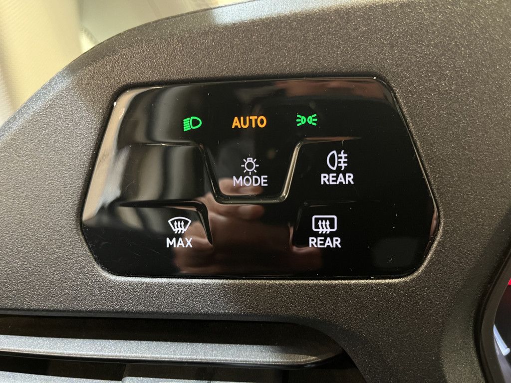 Volkswagen Caddy 2.0 TDI 123 PK Automaat / Euro 6 / CarPlay / Airco / Cruise Control / PDC / Navigatie