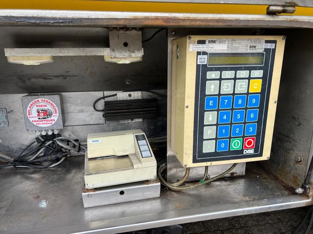 Burg 36m3 Mestoplegger Geijkte weging Bemonstering 2x stuuras