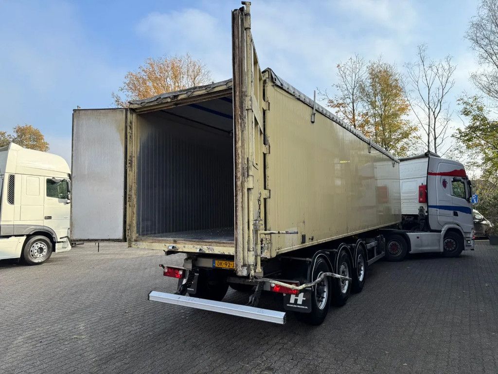 Benalu 60m3 Optiliner Vol alu SELF SUPPORT 6.460KG Good tyres!