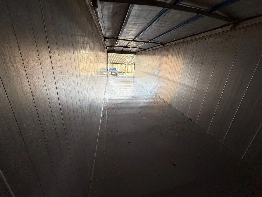 Benalu 60m3 Optiliner Vol alu SELF SUPPORT 6.460KG Good tyres!