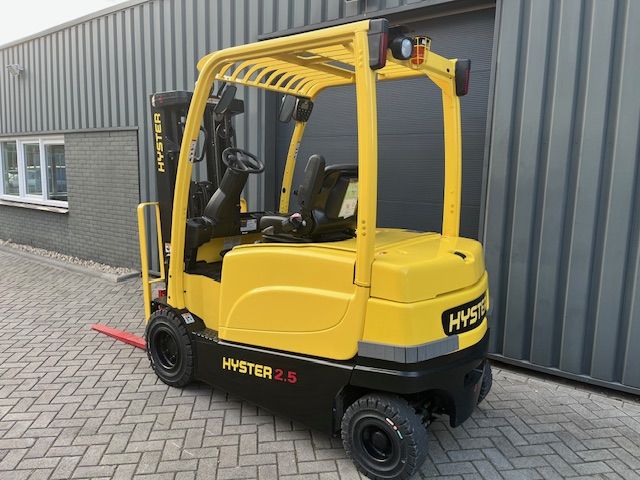 Nieuwe Hyster J2.5 XN heftruck 2500 kg Triplo Sideshift Nieuw !!
