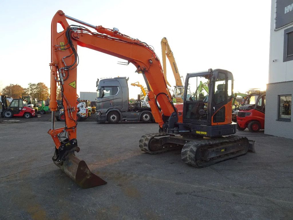 Doosan DX85R-3
