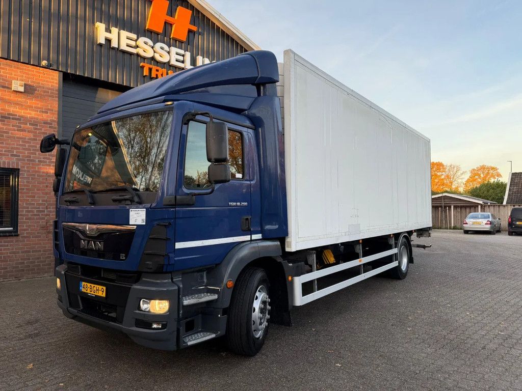MAN TGM 18.290 Frigo 3 Compartments 2 side doors Dhollandia 2000KG NL Truck APK/TUV 16-06-2026