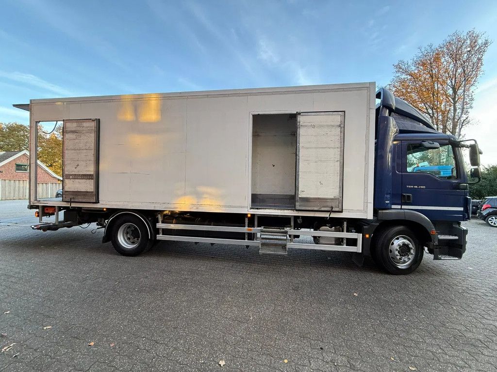 MAN TGM 18.290 Frigo 3 Compartments 2 side doors Dhollandia 2000KG NL Truck APK/TUV 16-06-2026