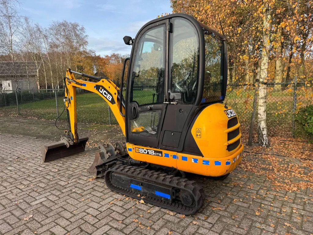 JCB 8018 Minigraver