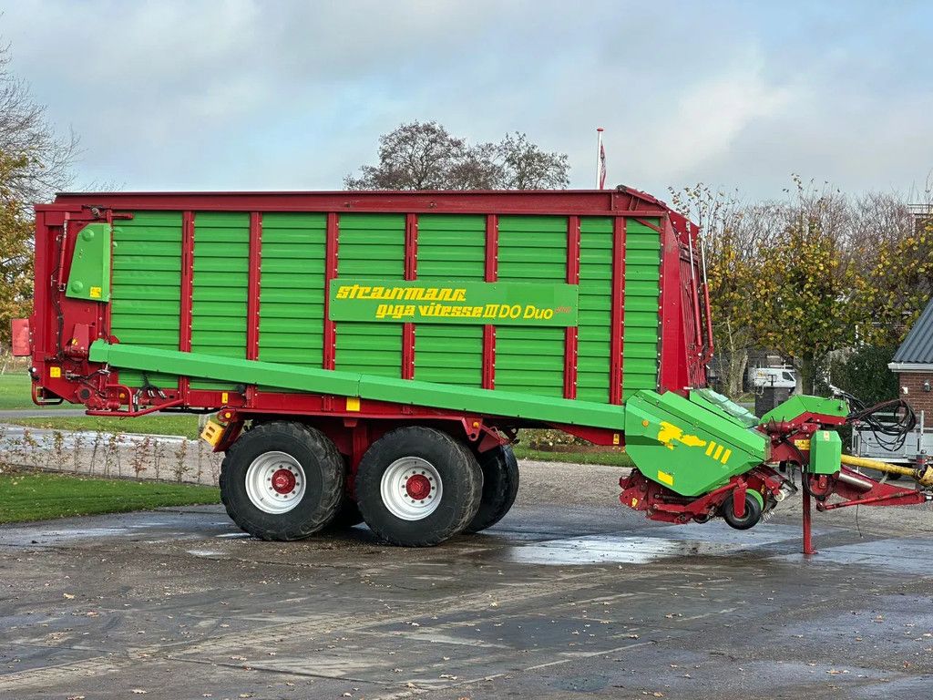 Strautmann Giga Vitesse III 3 Ladewagen Opraapwagen