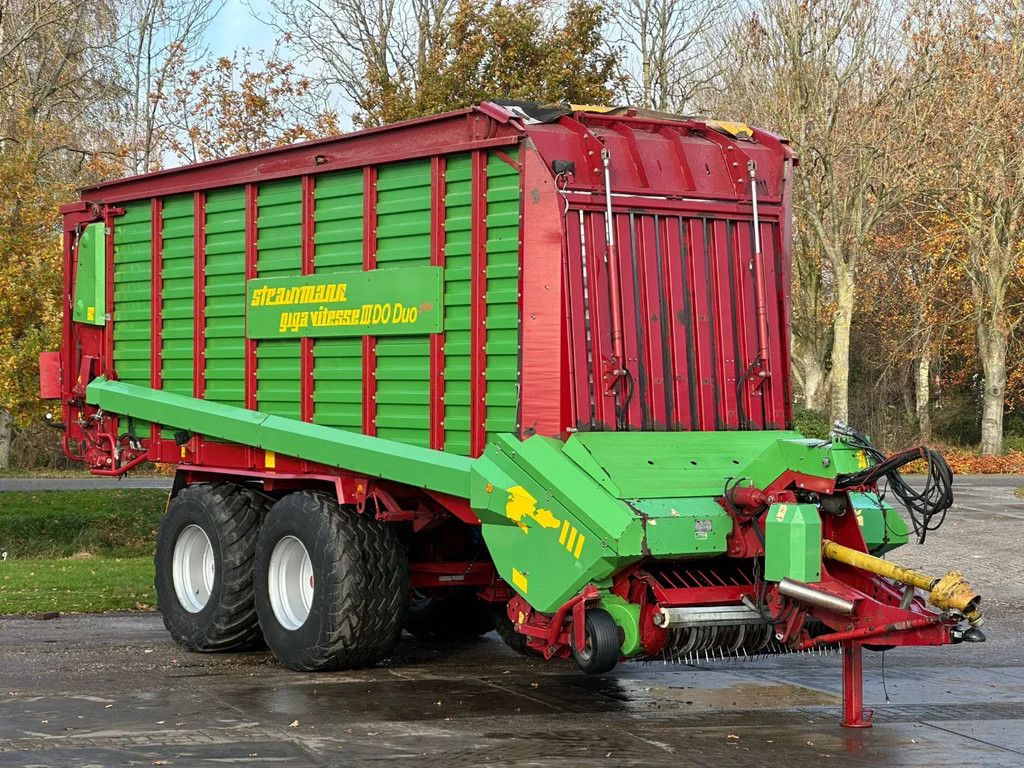 Strautmann Giga Vitesse III 3 Ladewagen Opraapwagen