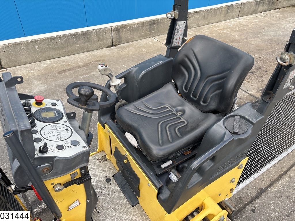 Bomag BW 100ADM-5 2207h, 15,1KW