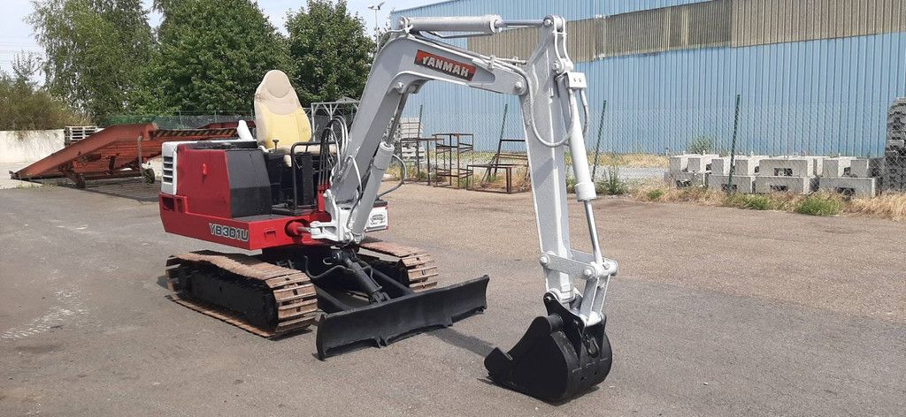 Mini excavator Yanmar YB301U Diesel