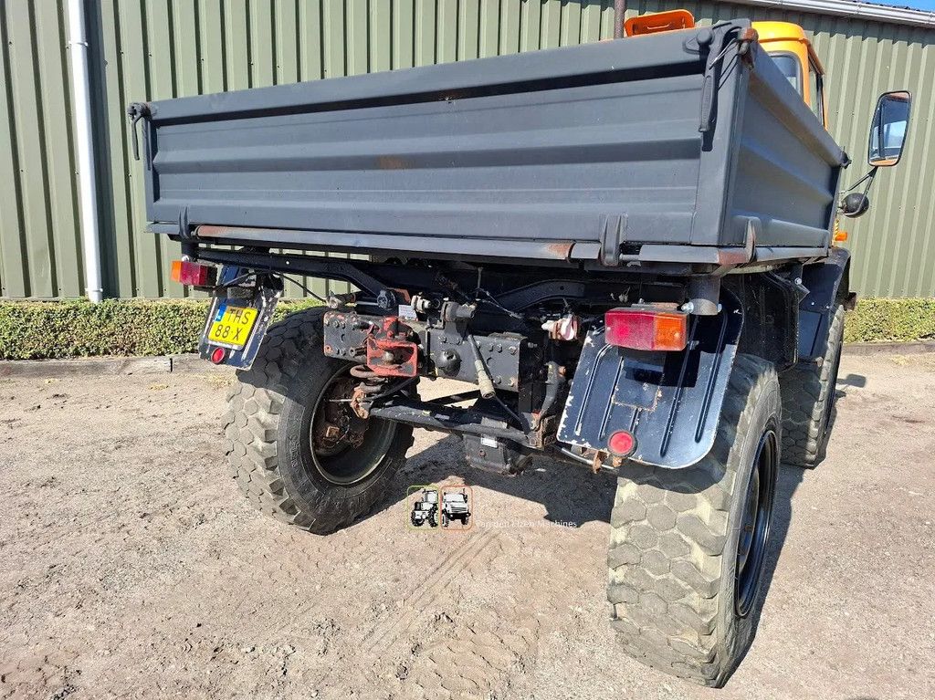 Mercedes-Benz Unimog 406 1988
