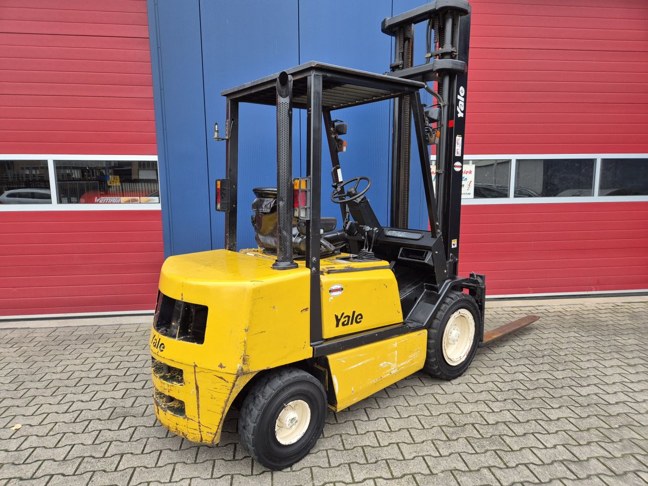 YALE GDP30 HEFTRUCK DIESEL 3 TONS MET SIDESHIFT