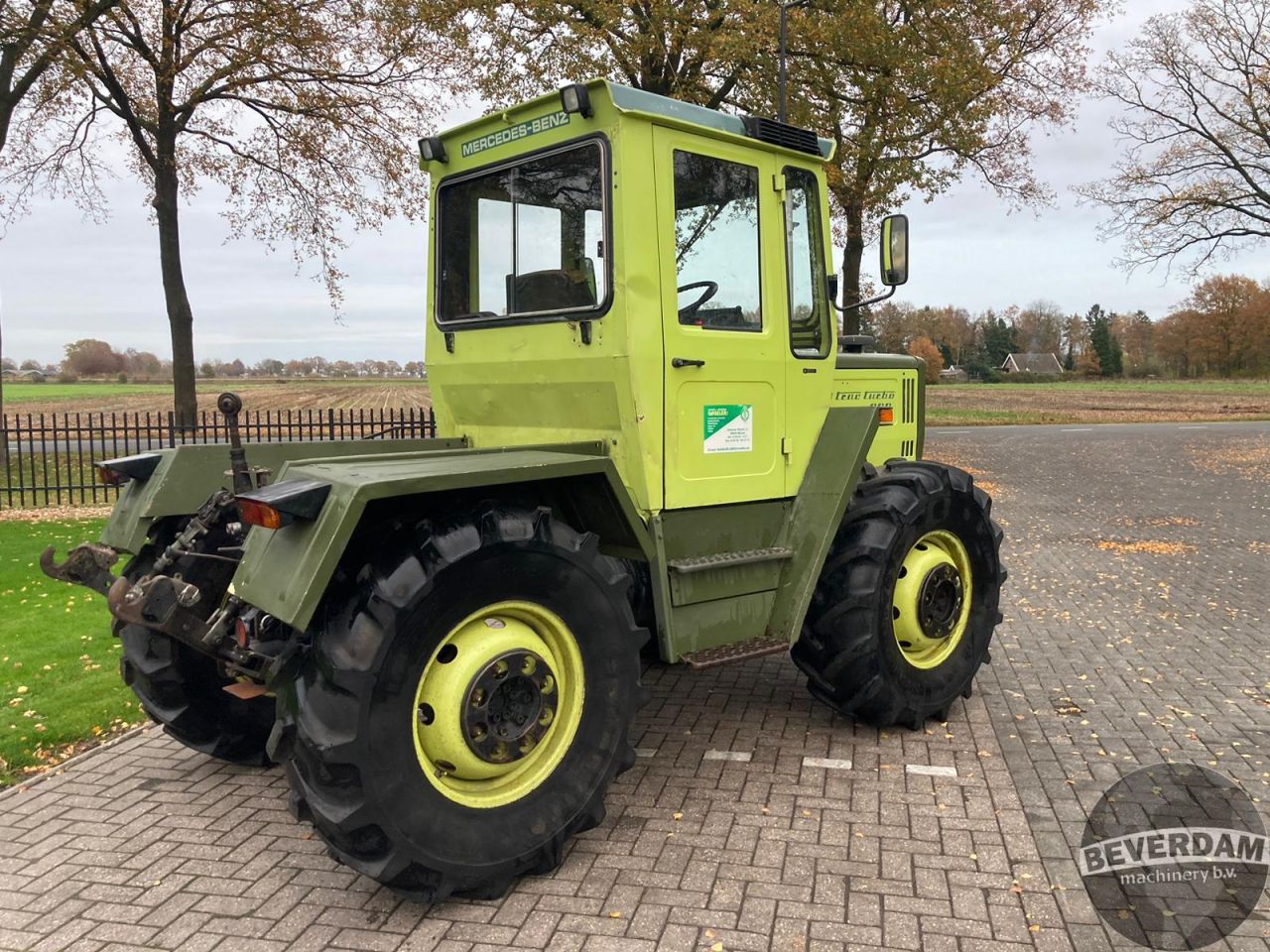 Mercedes MB Trac 900