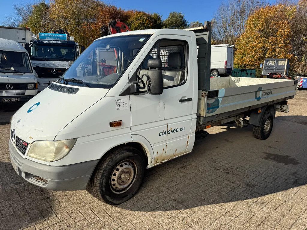 Mercedes-Benz Sprinter 311 **BELGIAN VAN-PLATEAU 4M**
