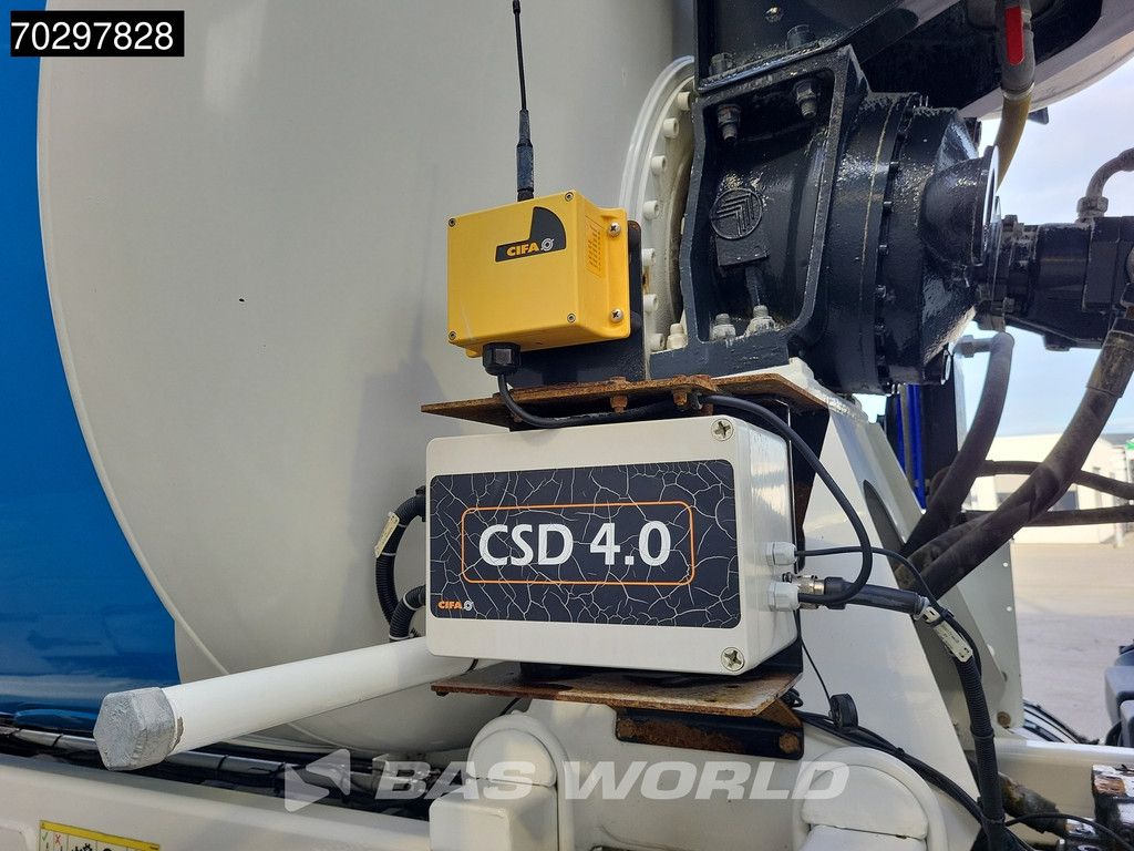 Renault C C 520 8X4 9m3 CIFA mixer Steelsuspension automatic Euro 6