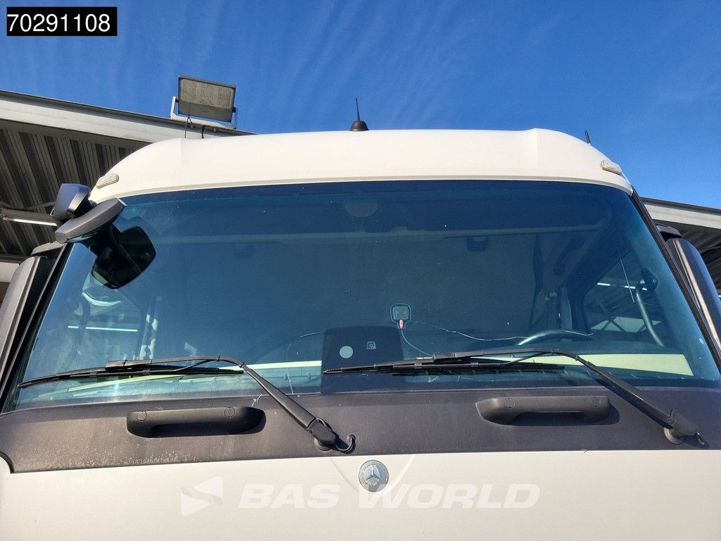 Mercedes Actros 1845 4X2 StreamSpace Retarder 2xTanks Euro 6