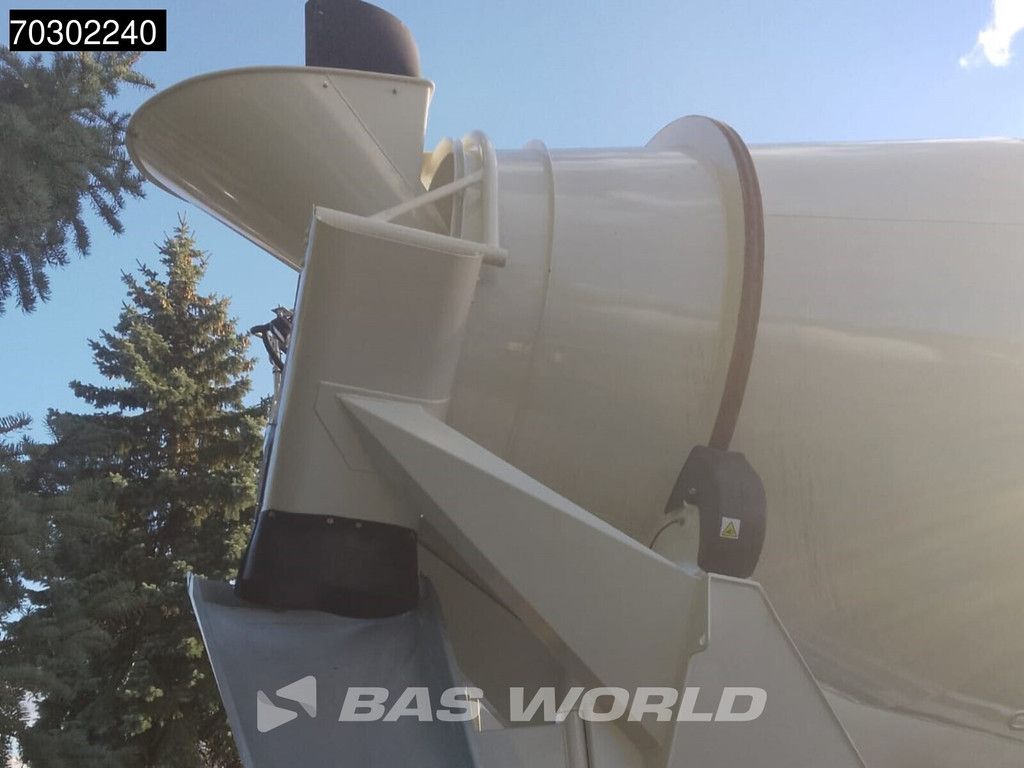 MAN TGS 41.400 8X4 12m3 FML mixer Steelsuspension Manual Airco EURO 2