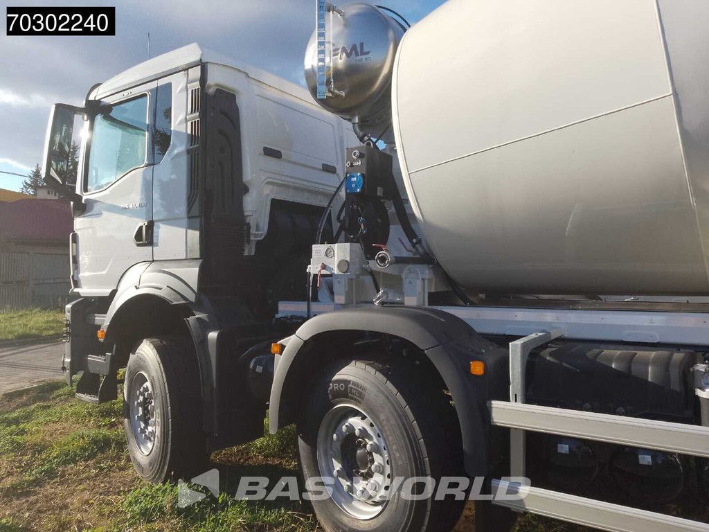 MAN TGS 41.400 8X4 12m3 FML mixer Steelsuspension Manual Airco EURO 2