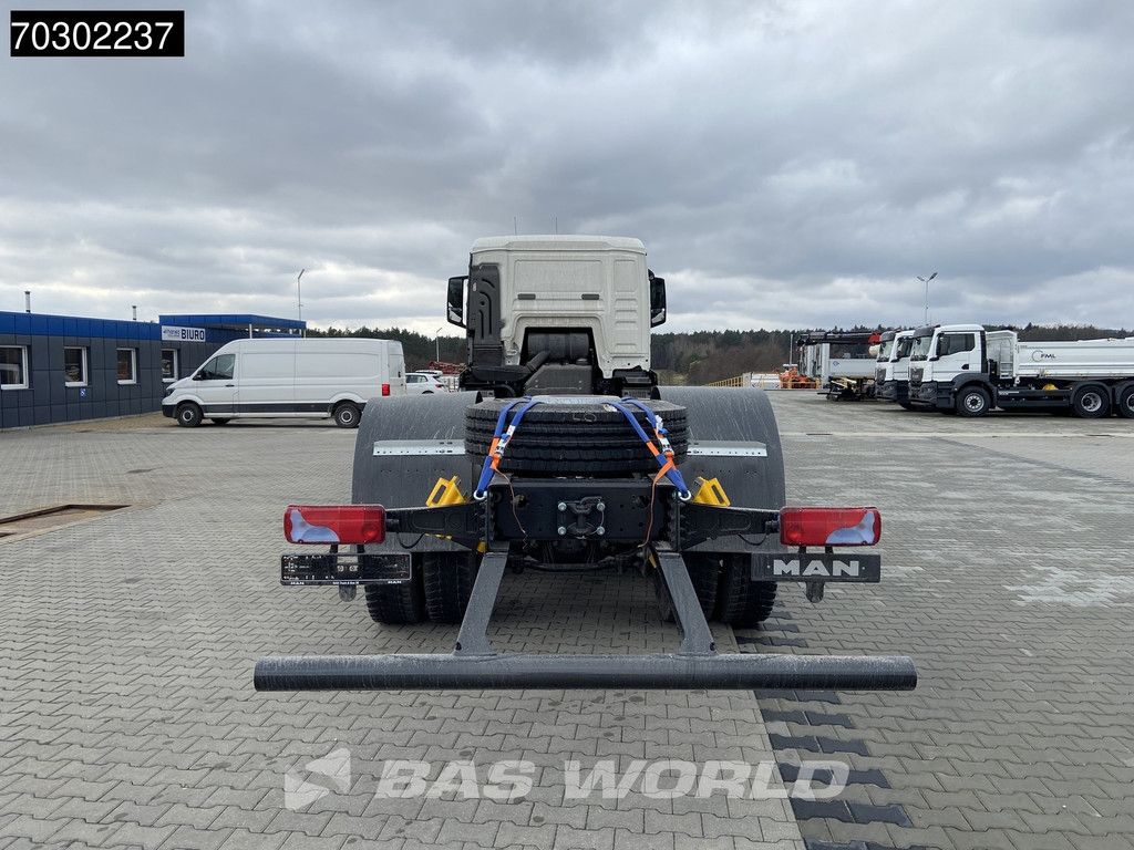 MAN TGS 33.400 6X4 NEW 6x4 chassis Big-Axle Manual Airco EURO 2