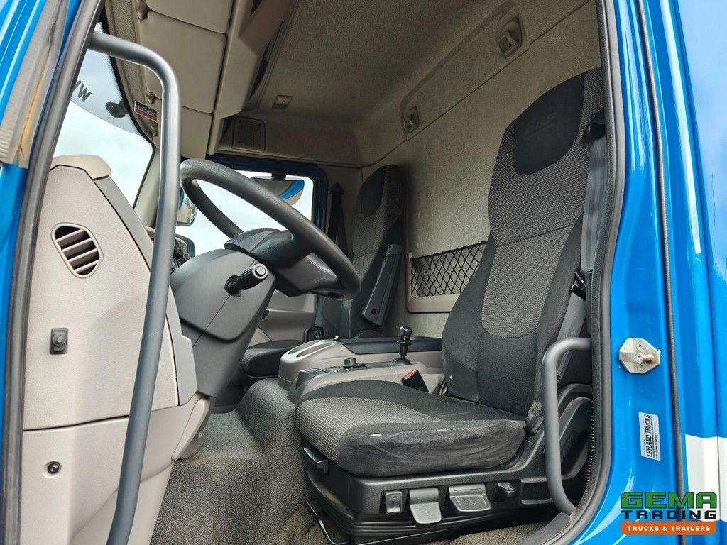 DAF FA LF280 4x2 Daycab Euro 6 - 6 cylinder - 7.5 m sliding tarpaulin + 2500 kg tail lift - HH floor