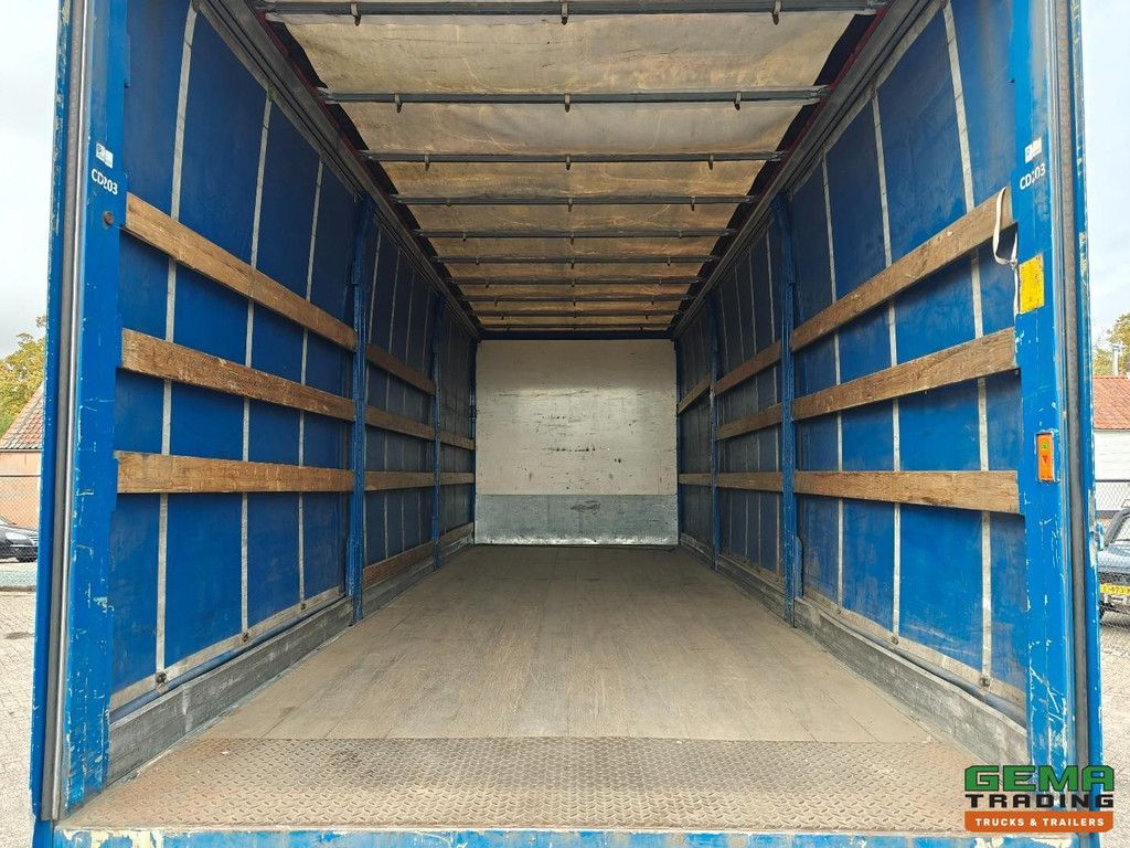 DAF FA LF280 4x2 Daycab Euro 6 - 6 cylinder - 7.5 m sliding tarpaulin + 2500 kg tail lift - HH floor