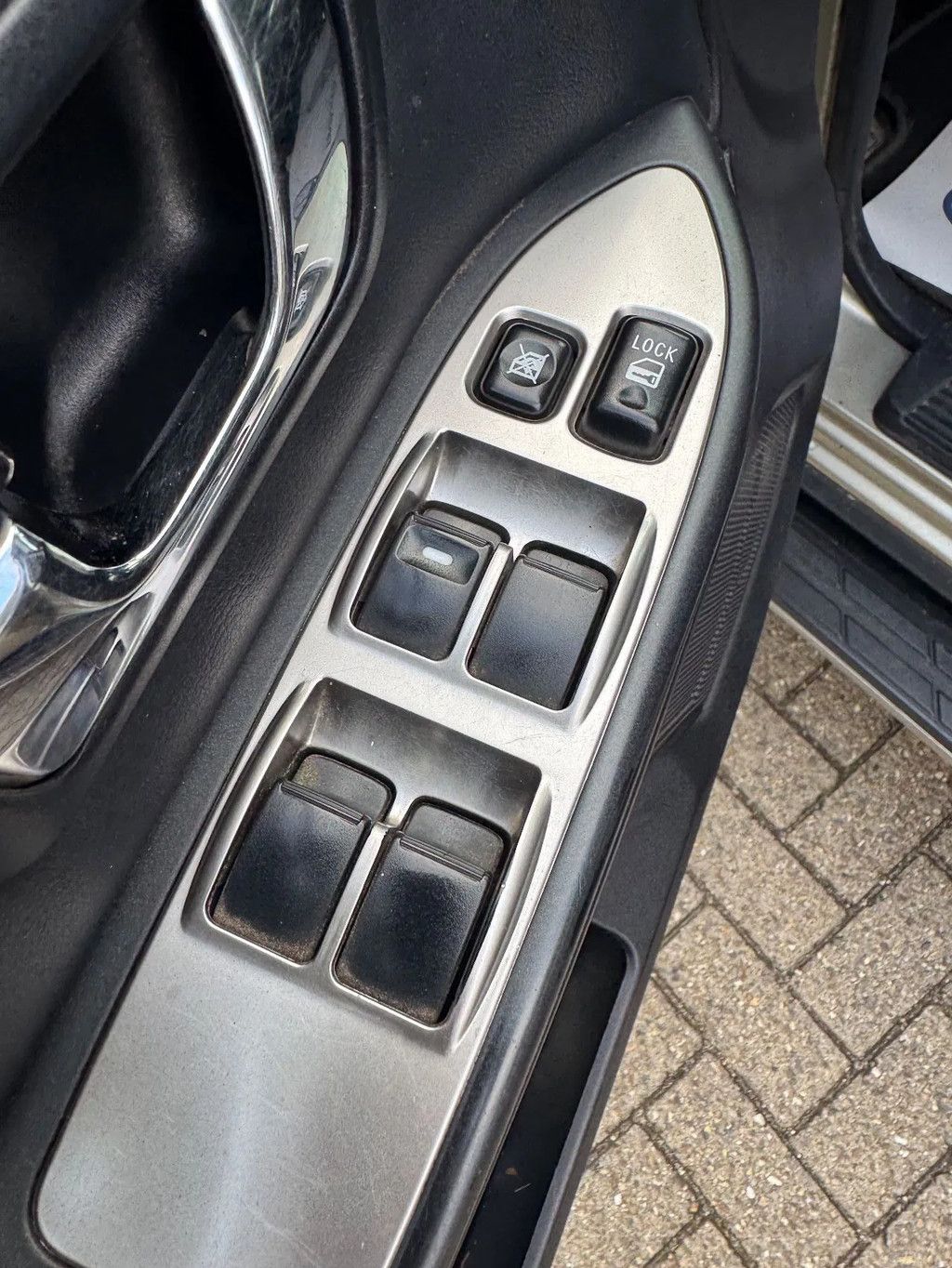 Mitsubishi PAJERO **3200TD-AUTOMAAT-AC-TOPSHAPE-LICHTE VRACHT**