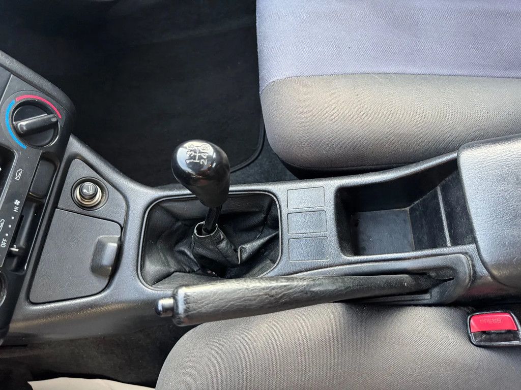 Toyota Carina E **1600XLI-VERRY CLEAN**