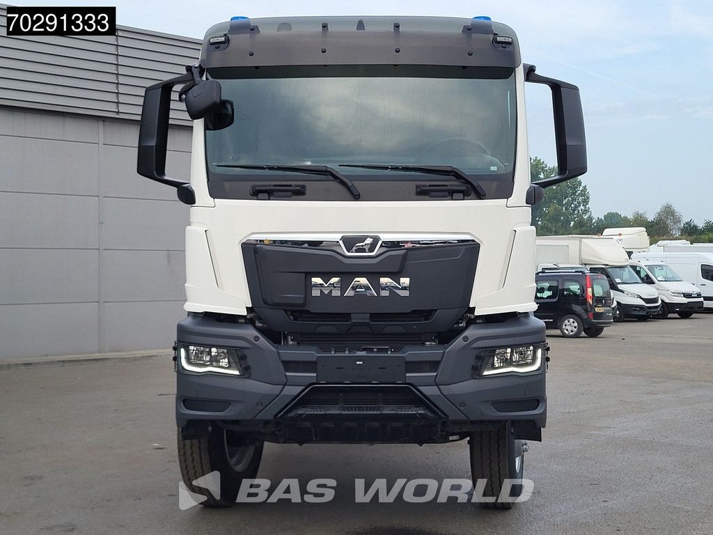 MAN TGS 40.400 6X4 NEW 6x4 chassis PTO Preparation Steelsuspension Big-Axle Automatic Euro 2