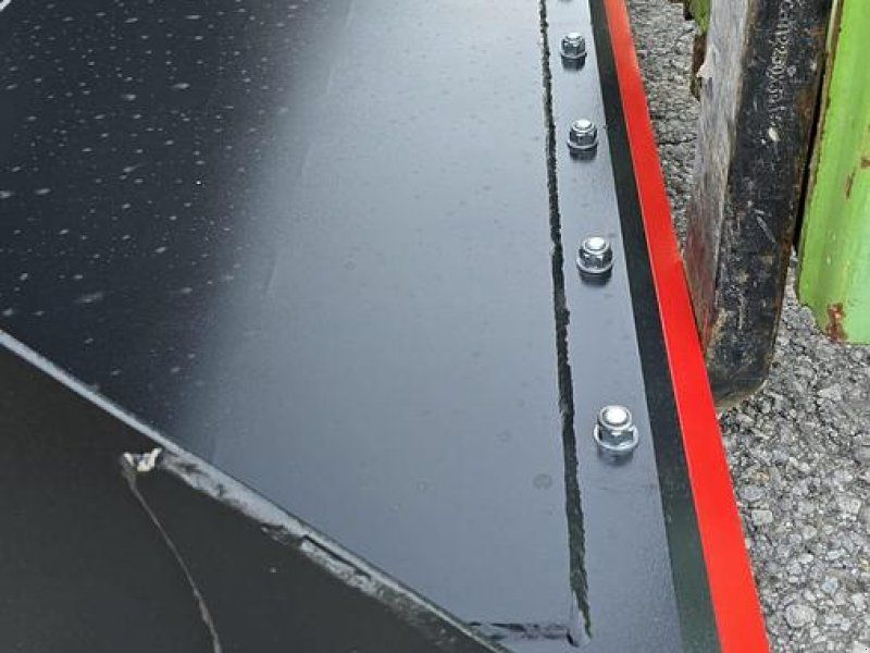 Big Dutchman SUN Schwergutschel 210 cm mit Hardox Schürfleiste