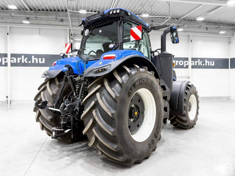 New Holland T8.435 Ultra Command 21/5 50 km/h, axle suspension, cab suspensi