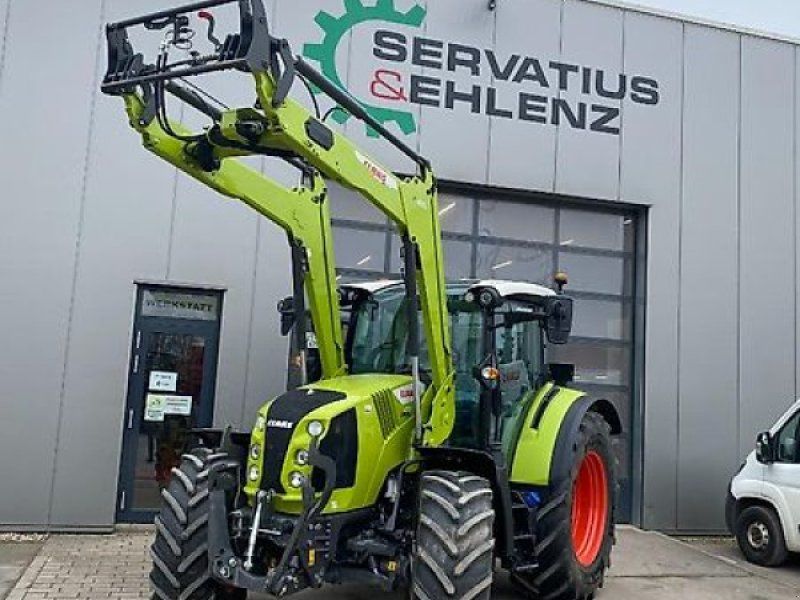 Claas ARION 470 CIS+ mit Frontlader