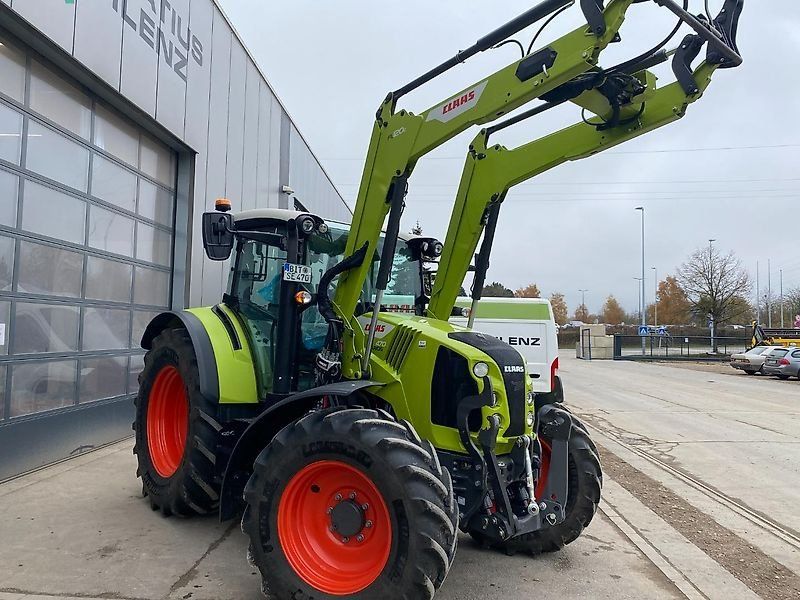 Claas ARION 470 CIS+ mit Frontlader