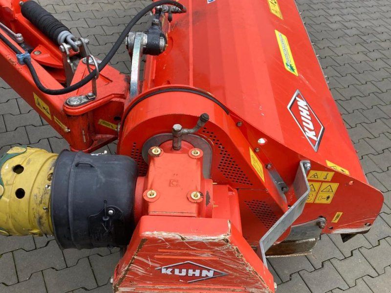 Kuhn TBES 262