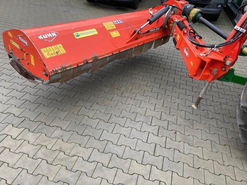 Kuhn TBES 262