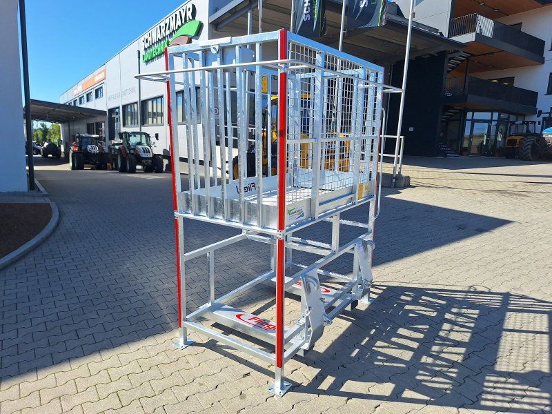 Fliegl AgroCenter Arbeitsbühne hoch