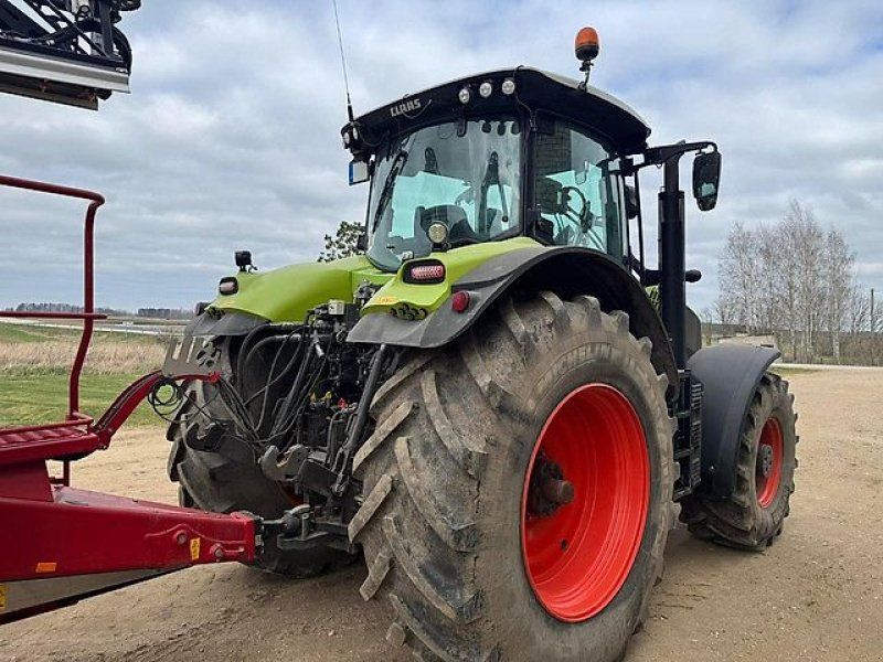 Claas Axion 870