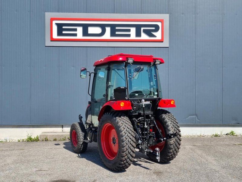 TYM T555 SH mit Fronthydraulik