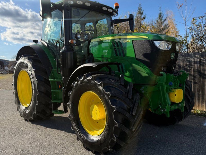 John Deere 6175R
