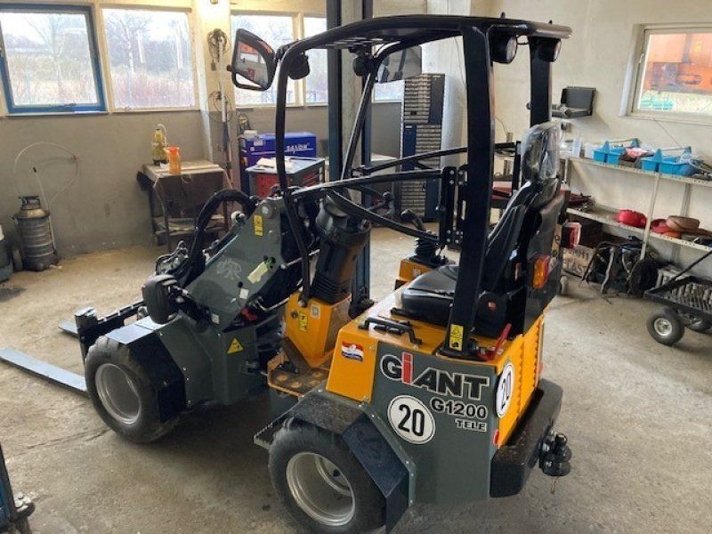 Giant G1200 Tele-Teleskop