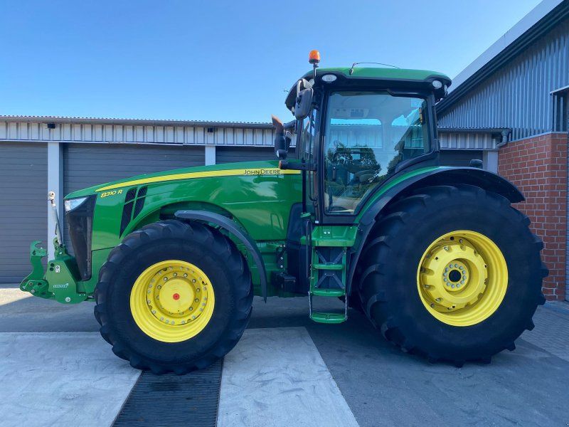 John Deere 8310 R kein 8370
