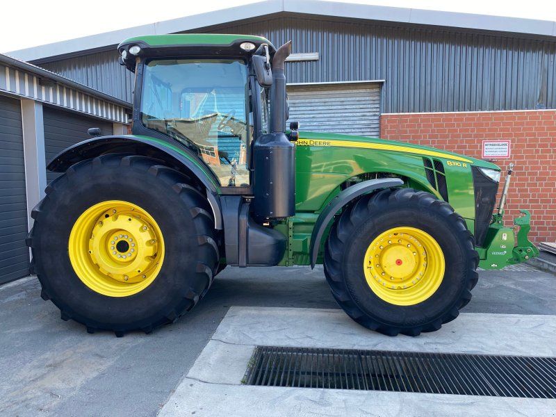 John Deere 8310 R kein 8370