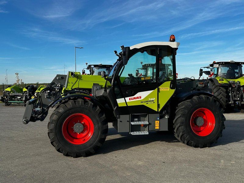 Claas Scorpion 742