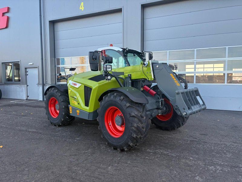 Claas Scorpion 742