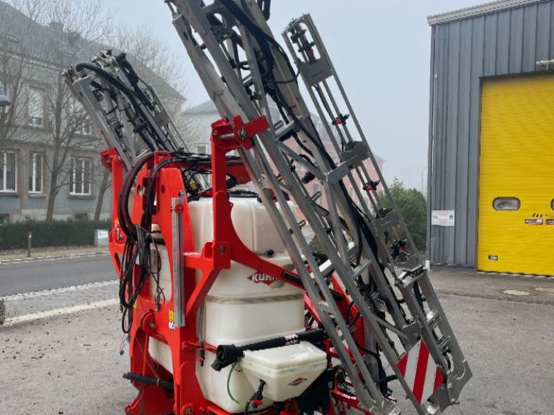 Kuhn Deltis 1
