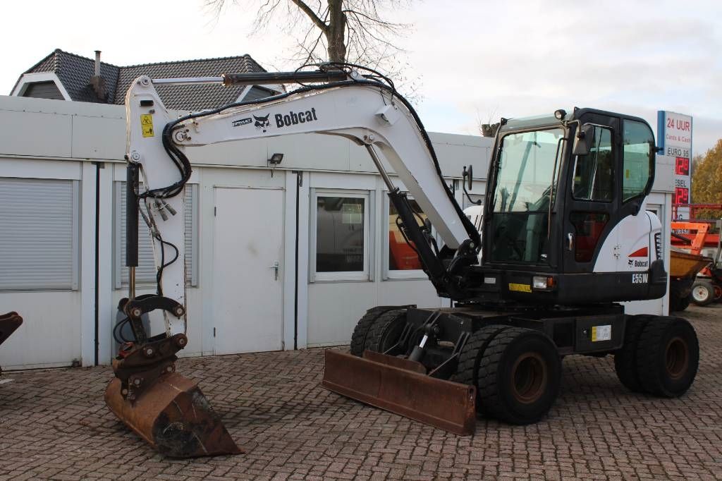 Bobcat E 55 W