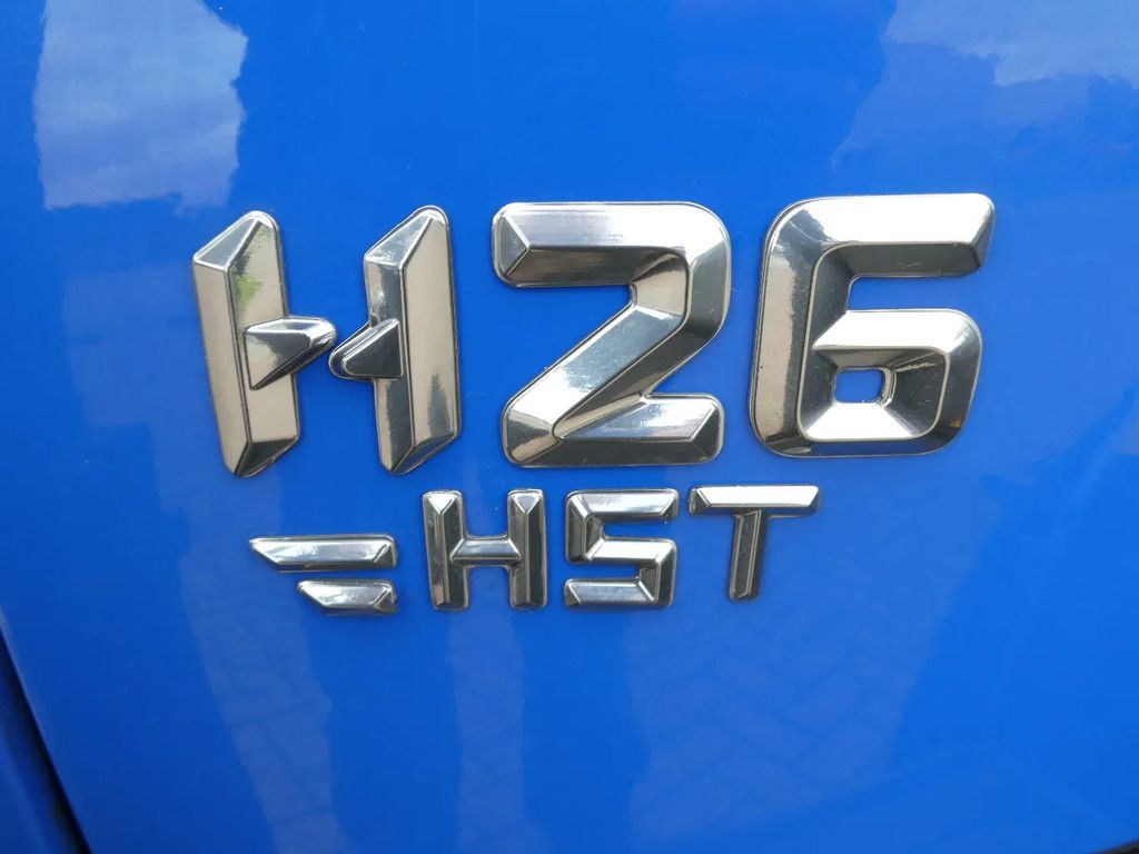 Solis 26 4wd HST / 00003 Draaiuren / Voorlader