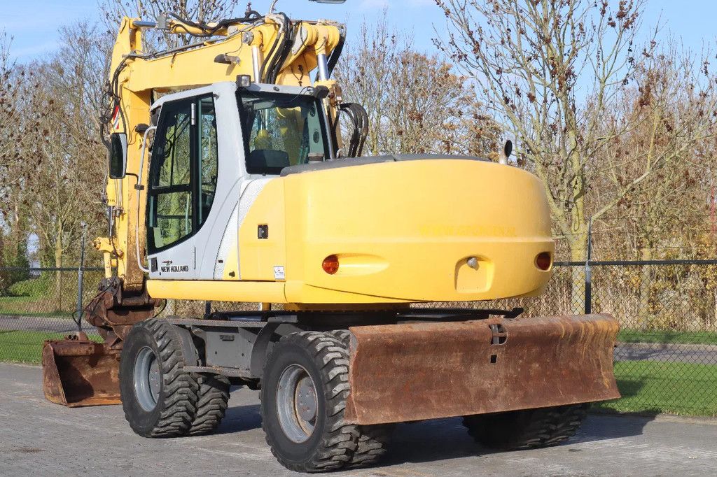 New Holland MH CITY | TILT BUCKET | QUICK COUPLER | DOZER BLADE