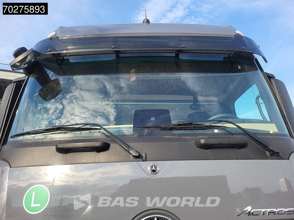 Mercedes Actros 1851 4X2 BigSpace 2xTanks Euro 6